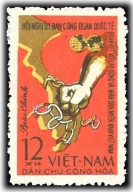 Colnect-1652-206-South-Vietnam-Breaking-Chains-and-Map.jpg