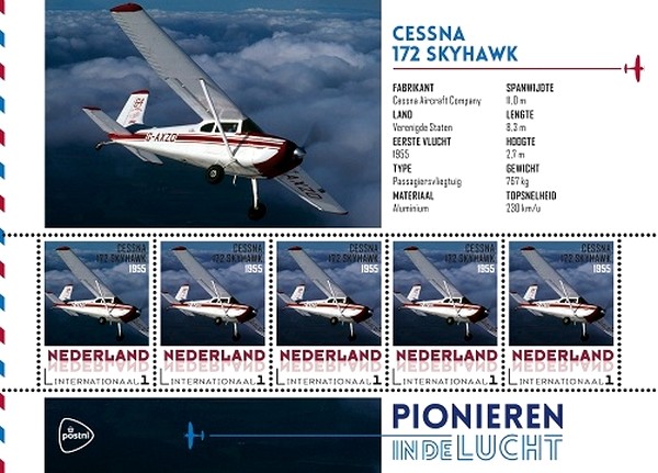 Colnect-3068-342-Cessna-172-Skyhawk.jpg