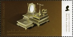 Colnect-1669-646-Gold-Niello-Miniature-Vanity-Set.jpg