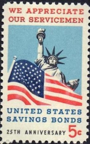 Colnect-4102-784-Statue-of-Liberty-and--quot-Old-Glory-quot-.jpg