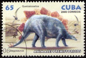 Colnect-1275-705-Stegosaurus-Quetzalcoatlus.jpg