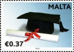 Colnect-1371-566-Mortarboard-and-scroll.jpg