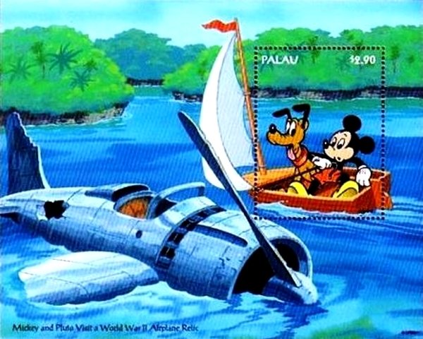 Colnect-3511-160-Pluto-Mickey-in-boat.jpg