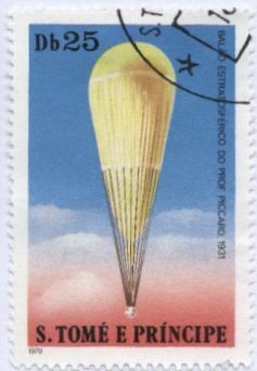 Colnect-935-276-Stratospheric-Ballon-of-Prof-Picard-1931.jpg