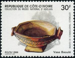 Colnect-4485-100-Baoule-bowl.jpg