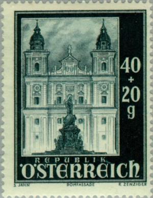Colnect-136-246-Front-of-the-cathedral--amp--Maria-pillar.jpg