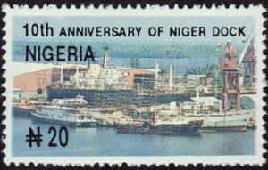 Colnect-5203-966-Niger-Dock---Boats-in-dock-area.jpg