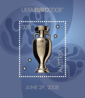 Colnect-930-105-UEFA-EURO-2008---Coupe-Henri-Delaunay---Swarovski.jpg