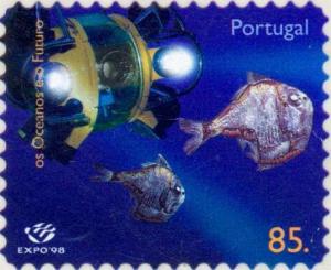 Colnect-180-941-Atlantic-Silver-Hatchetfish-Argyropelecus-aculeatus-Subma.jpg