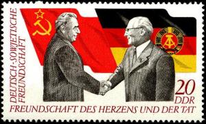 Stamp_Breschnew_Honecker.jpg