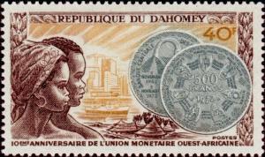 Colnect-988-207-10--deg--anniv-the-West-African-Monetary-Union.jpg