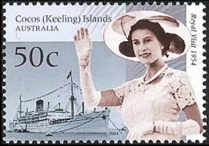 Colnect-3092-401-Queen-and-Gothic-liner-acting-as-Royal-Yacht.jpg