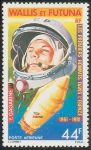 Colnect-905-677-20th-Anniv-The-1st-Man-In-Space.jpg