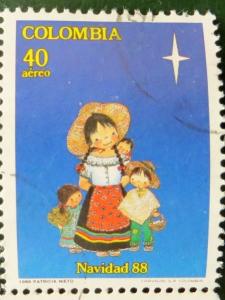 Colnect-2895-575-Doll-Family-in-colombian-suits.jpg
