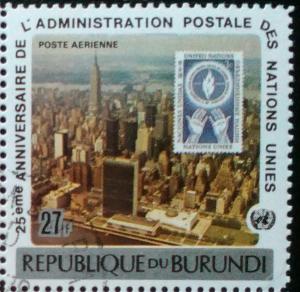 Colnect-5901-332-UN-Stamp--25-and-UN-Building.jpg