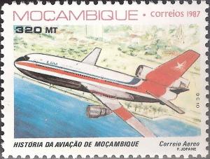 Colnect-1119-629-McDonnel-Douglas-DC-10.jpg