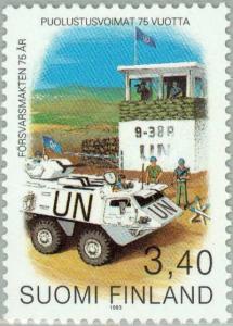 Colnect-160-195-Armoured-car--quot-Pasi-quot--in-UNO-deployment.jpg