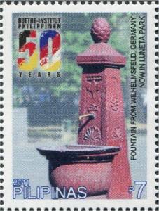 Colnect-2852-345-Fountain-in-Luneta-Park-now-Rizal-Park-Donated-by-Germany.jpg
