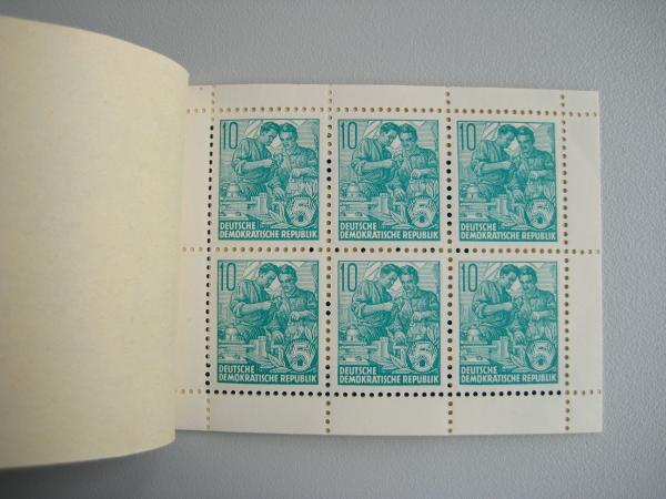 Stamps_GDR%2C_Fuenfjahrplan%2C_Markenheft%2C_Buchdruck_IMG_1743.JPG