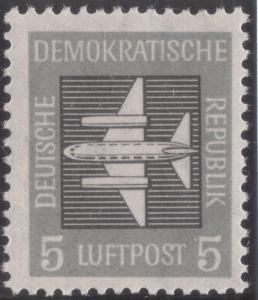 GDR-stamp_Luftpost_5_1957_Mi._609.JPG