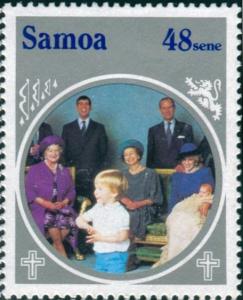 Colnect-3637-732-The-Royal-Family.jpg