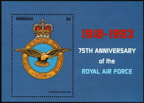 Colnect-2260-717-Royal-Airforce-Crest.jpg