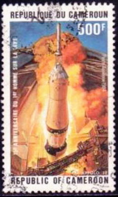 Colnect-2795-906-Apollo-12-launching.jpg