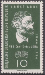 GDR-stamp_Carl_Zeiss_Jena_10_1956_Mi._545.JPG