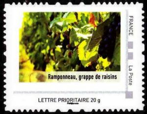 Colnect-5692-739-Ramponneau-grappe-de-raisins.jpg