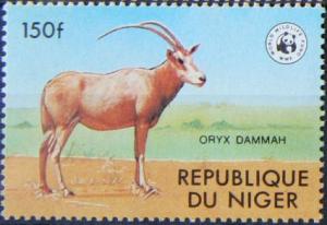Colnect-2431-254-Scimitar-Oryx-Oryx-dammah.jpg