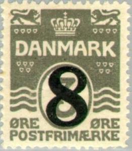 Colnect-155-884-Figure---wave----type--Overprint.jpg