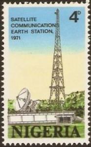 Colnect-2828-817-Earth-Station.jpg