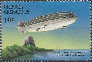 Colnect-4424-140-Hindenburg-over-Rio-de-Janeiro-1937.jpg